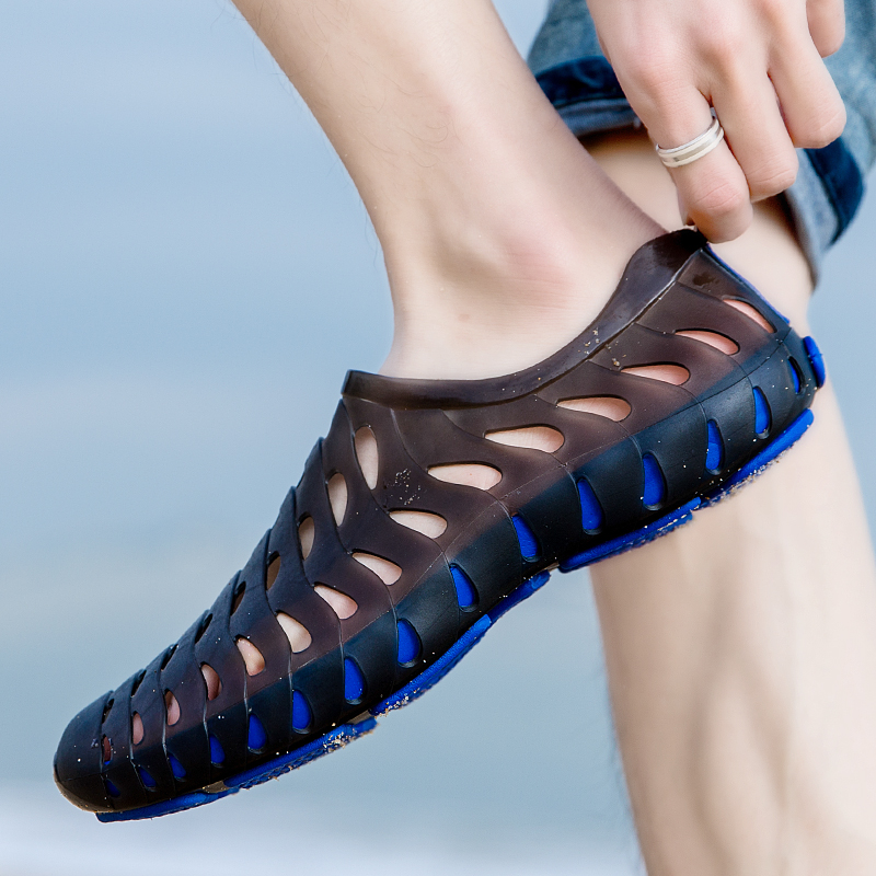 男性のサンダル夏のフリップは、スリッパ男性の屋外のビーチカジ - Men Accessories For Beach のレビューと価格