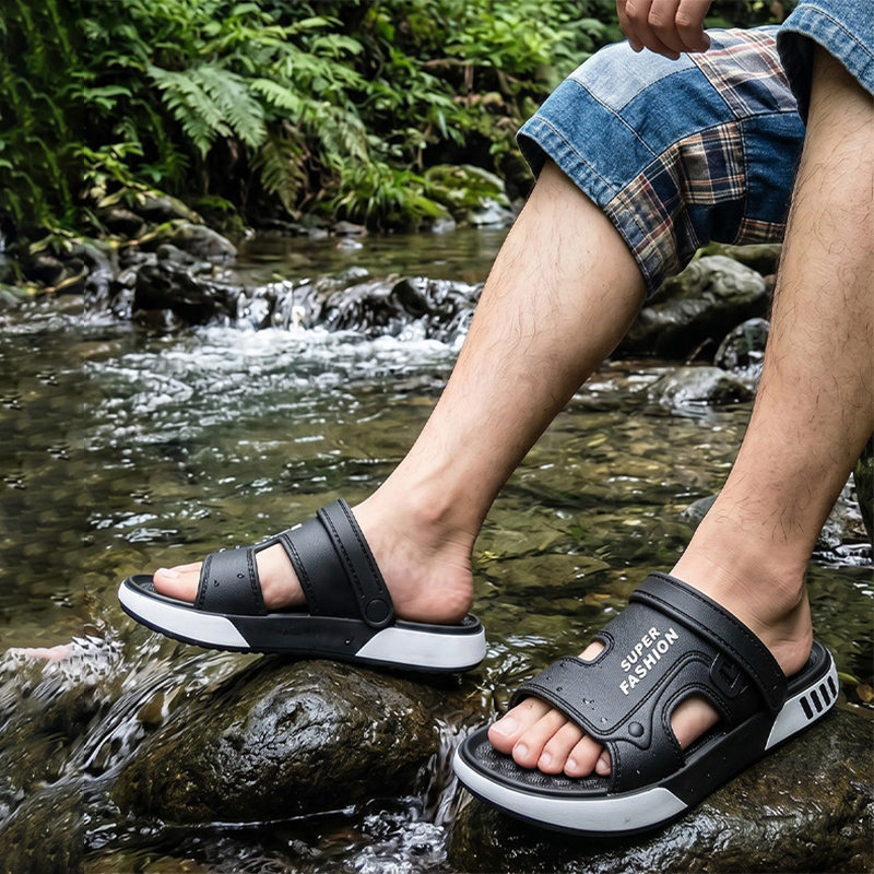 メンズサマービーチEVAスリッパ、ファッショナブルなソフトソ - Men Accessories For Beach のレビューと価格