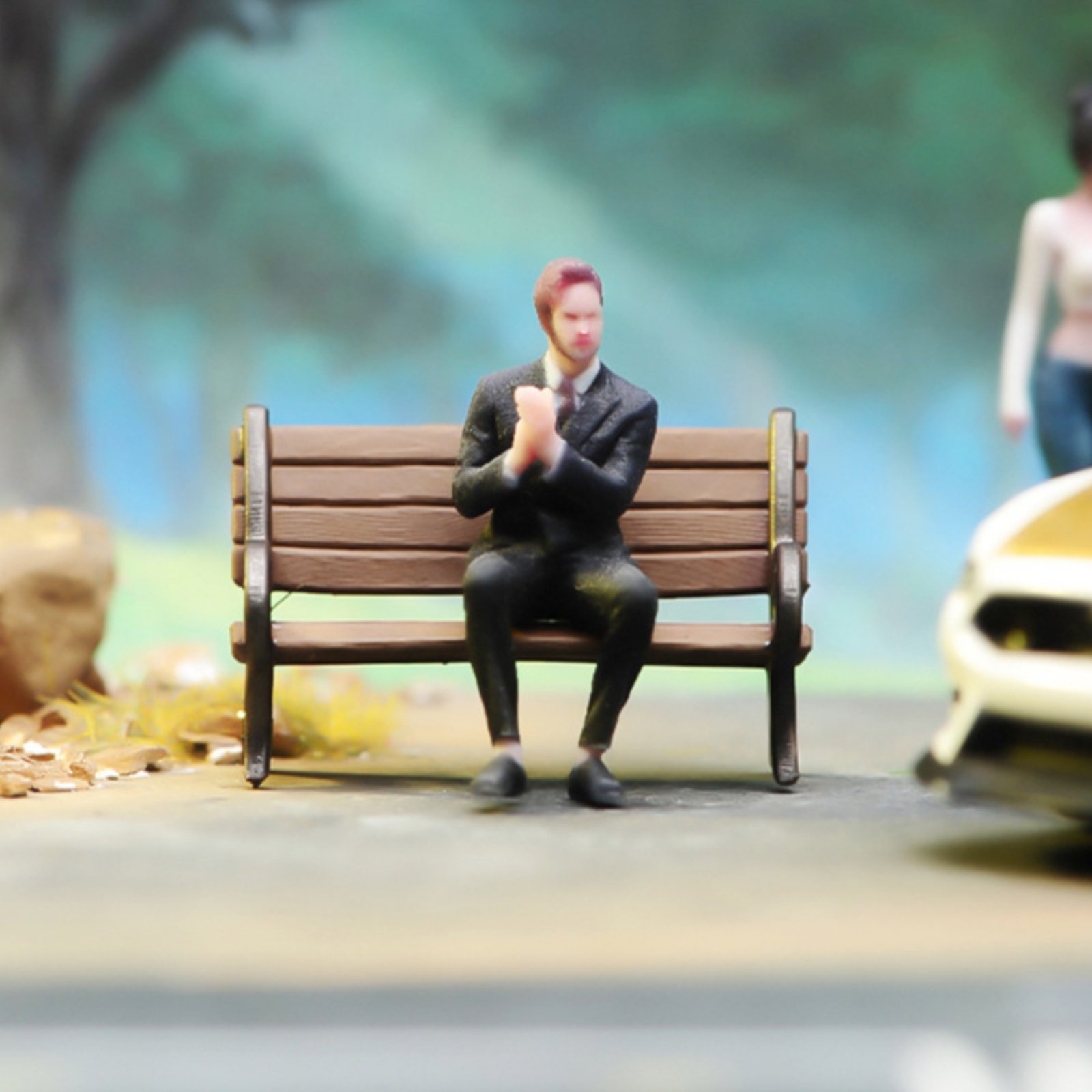1:64スケールの座った男性フィギュア、三次元プリントされた - Men'S Suit Accessories のレビューと価格